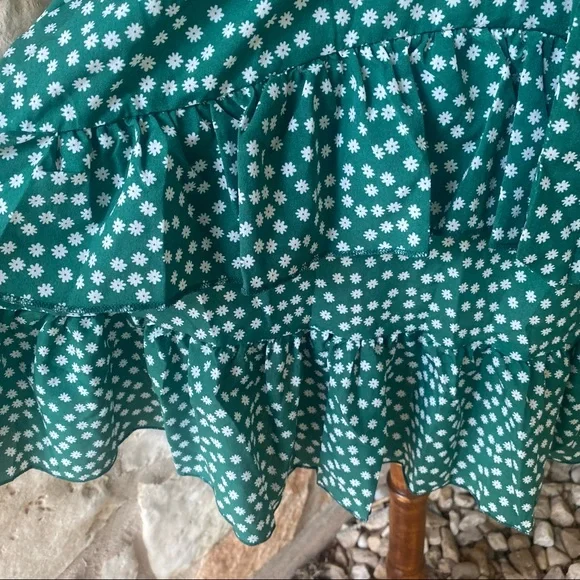 Green Ruffled Tue-Front Sundress - Picture 6 of 6